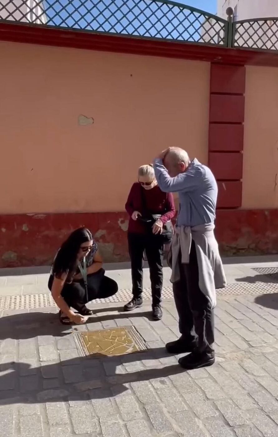 Specialized guide on Sephardic Jewish Heritage in Sevilla