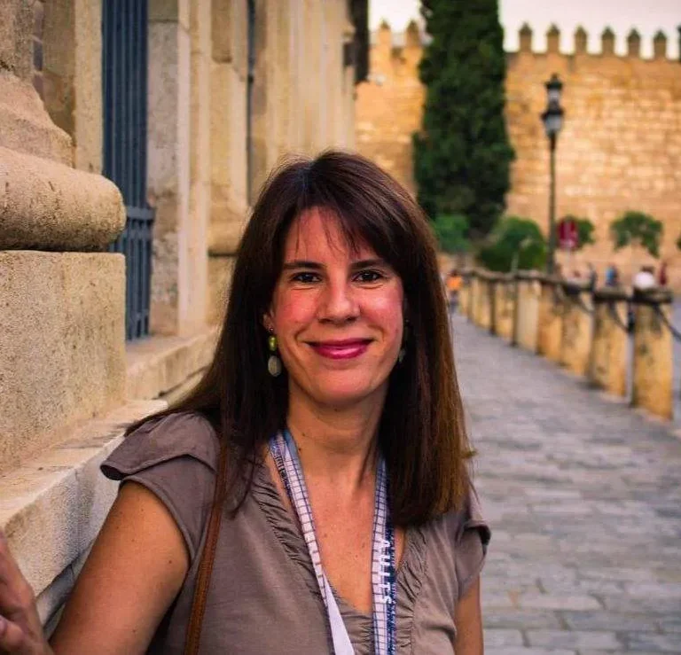 Beatriz, Official Licensed Guide, Seville
